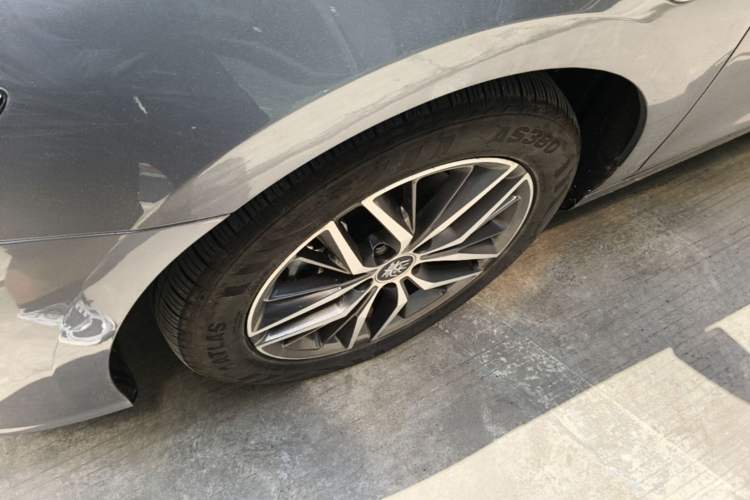 Used BYD Qin PLUS 2023 Champion Edition DM-i 120KM Beyond Model Left Front Wheel Hub