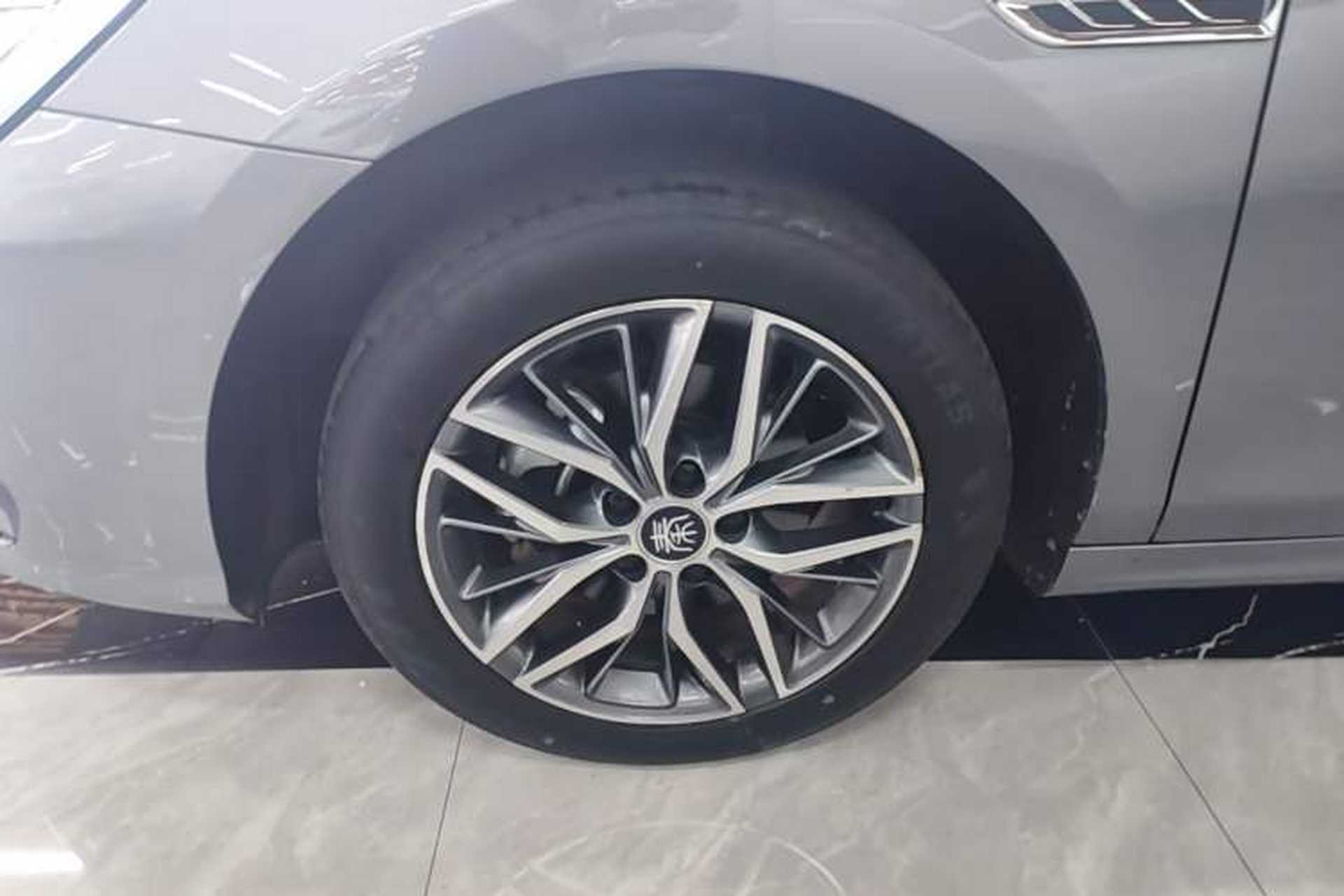 Used BYD Qin PLUS 2023 Champion Edition DM-i 120KM Leading Model Left Front Wheel Hub