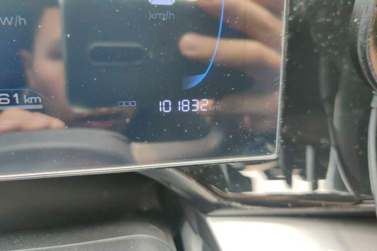 Used BYD Qin PLUS 2023 Champion Edition DM-i 120KM Leading Model Odometer Close Up