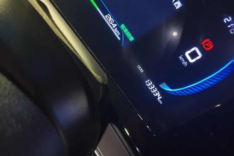 Used BYD Qin PLUS 2023 Champion Edition EV 420KM Leading Model Odometer Close Up