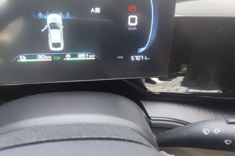 Used BYD Qin PLUS 2023 Champion Edition DM-i 55KM Leading Model Odometer Close Up