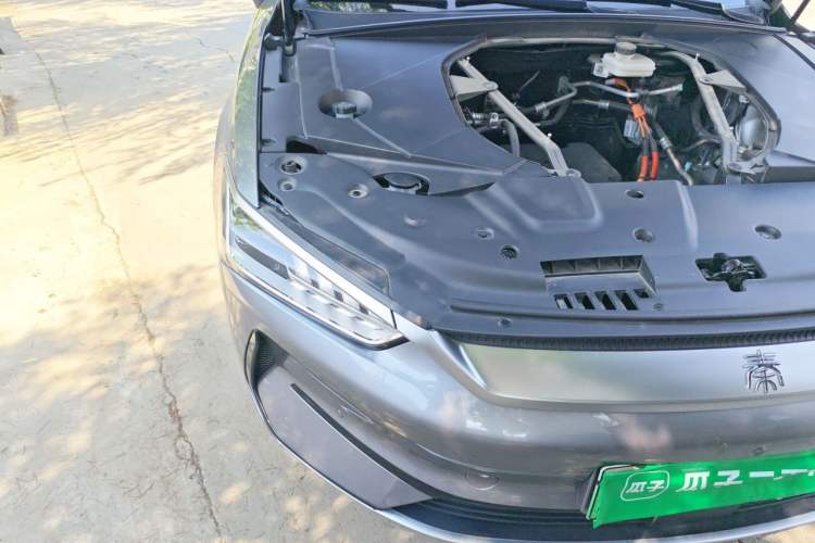Used BYD Qin PLUS 2023 Champion Edition EV 420KM Superior Model Right Front Headlight