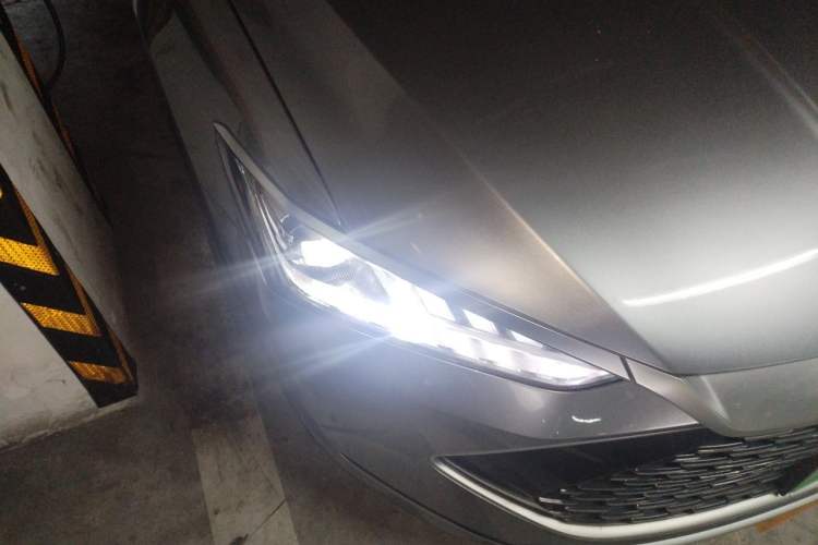Used BYD Qin PLUS 2023 Champion Edition DM-i 120KM Excellence Model Right Front Headlight