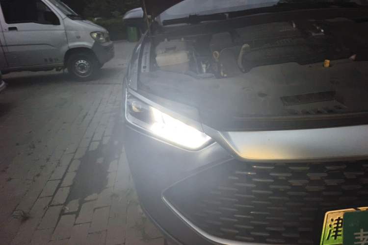 Used BYD Qin PLUS 2023 Champion Edition DM-i 55KM Leading Model Right Front Headlight
