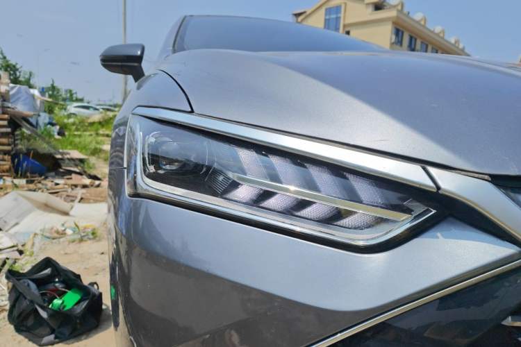 Used BYD Qin PLUS 2023 Champion Edition DM-i 120KM Leading Model Right Front Headlight