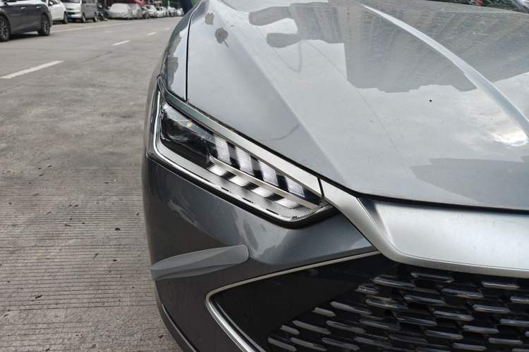 Used BYD Qin PLUS 2023 Champion Edition DM-i 55KM Superior Model Right Front Headlight