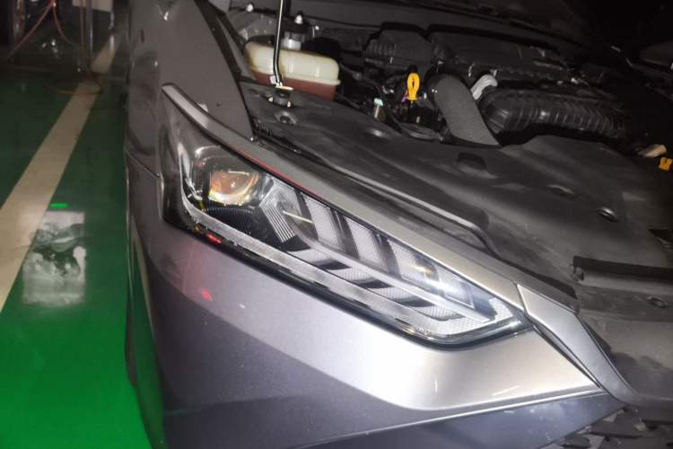 Used BYD Qin PLUS 2023 Champion Edition DM-i 120KM Leading Model Right Front Headlight