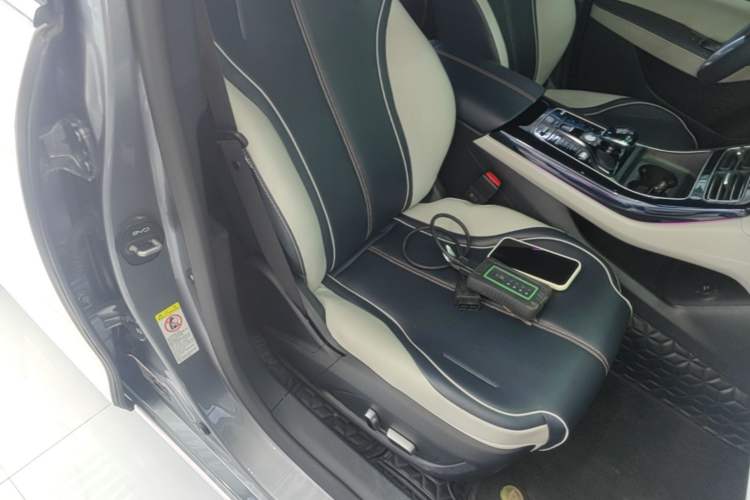 Used BYD Qin PLUS 2023 Champion Edition DM-i 120KM Excellence Model Right Front Seat