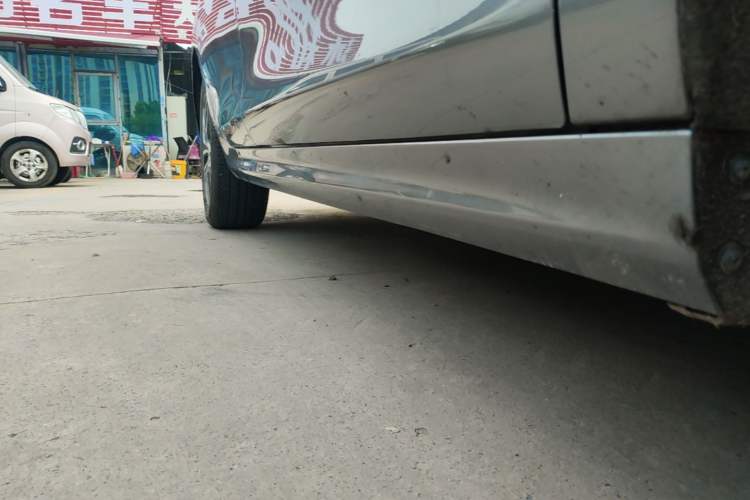 Used BYD Qin PLUS 2023 Champion Edition DM-i 55KM Superior Model Right Side Sill