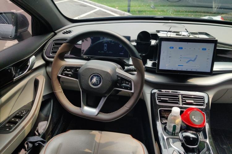 Used BYD Qin PLUS 2023 Champion Edition DM-i 120KM Leading Model Steering Wheel