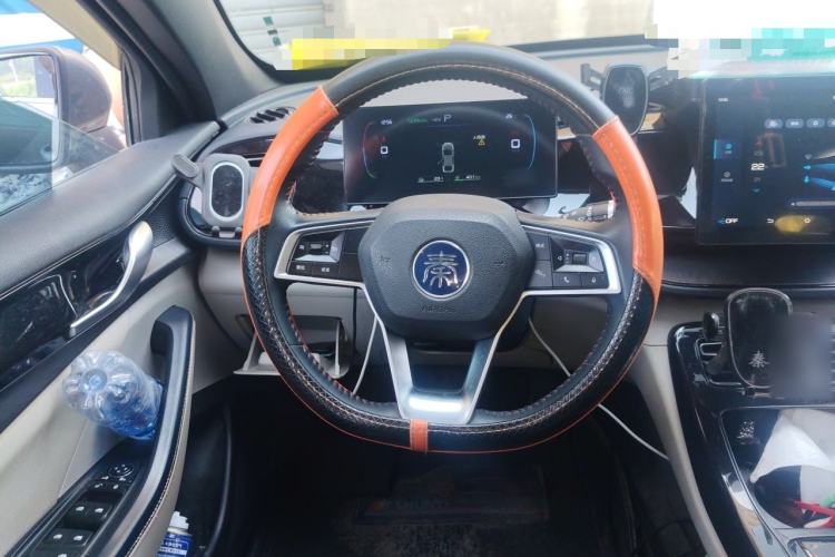 Used BYD Qin PLUS 2023 Champion Edition DM-i 55KM Leading Model Steering Wheel