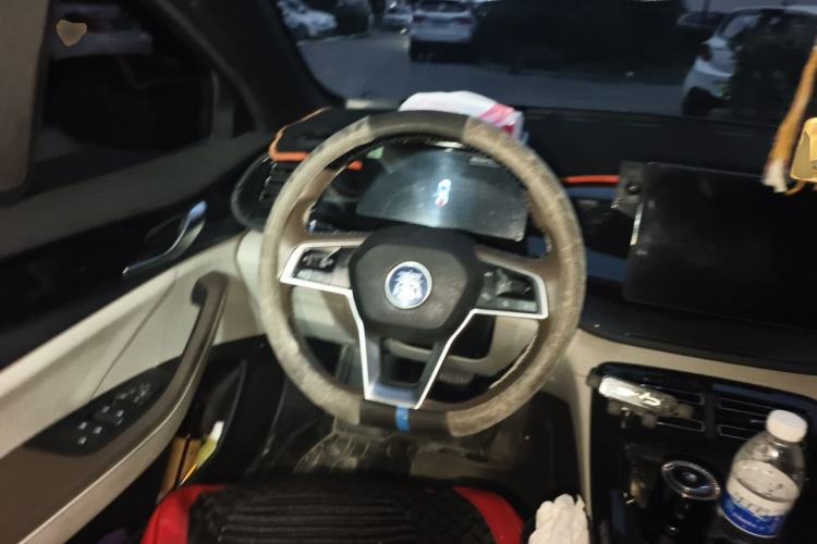 Used BYD Qin PLUS 2023 Champion Edition DM-i 55KM Leading Model Steering Wheel