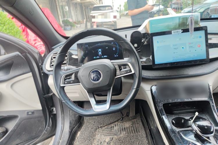 Used BYD Qin PLUS 2023 Champion Edition DM-i 55KM Leading Model Steering Wheel
