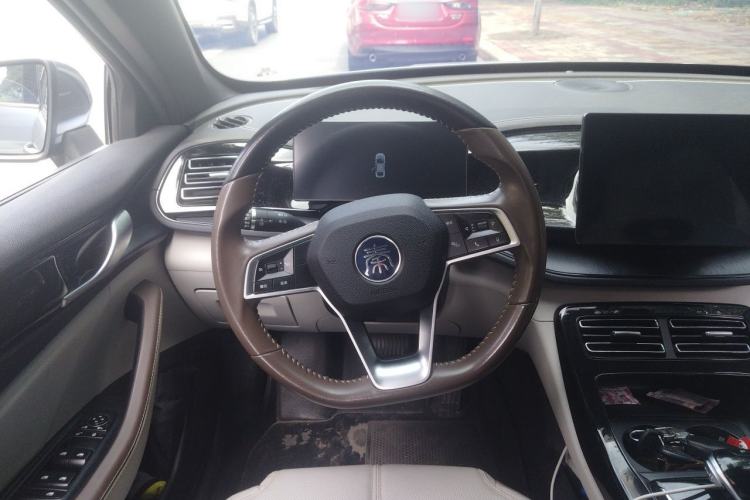 Used BYD Qin PLUS 2023 Champion Edition DM-i 55KM Leading Model Steering Wheel