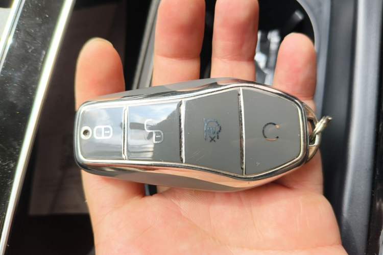Used BYD Qin PLUS 2023 Champion Edition DM-i 120KM Beyond Model Vehicle Key