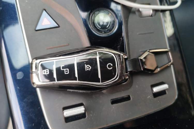 Used BYD Qin PLUS 2023 Champion Edition EV 420KM Leading Model Vehicle Key