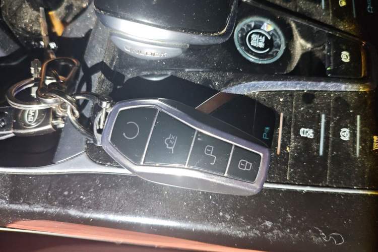 Used BYD Qin PLUS 2023 Champion Edition EV 510KM Leading Model Vehicle Key
