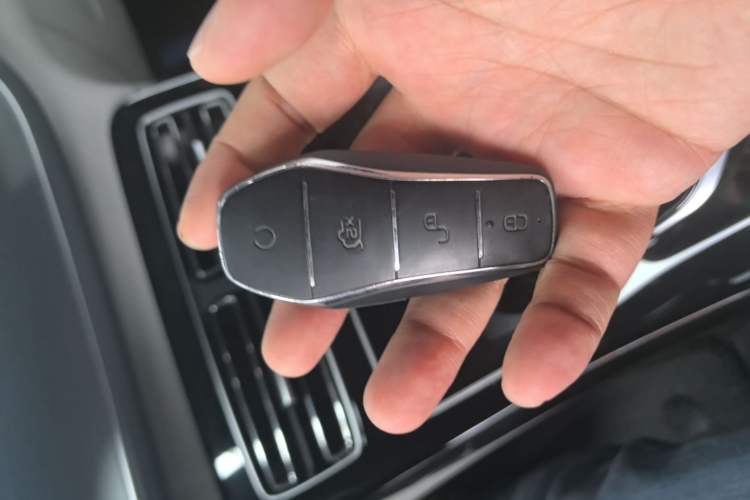 Used BYD Qin PLUS 2023 Champion Edition EV 510KM Leading Model Vehicle Key