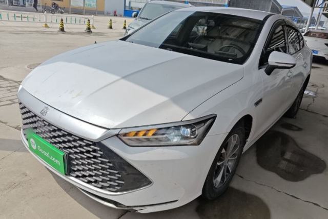 Ojetý BYD Qin PLUS 2023 Champion Edition DM-i 55KM Leading Model