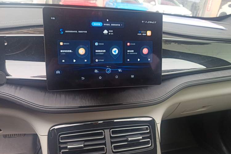 Used BYD Qin PLUS 2023 Champion Edition DM-i 55KM Leading Model Audio And AC Panel