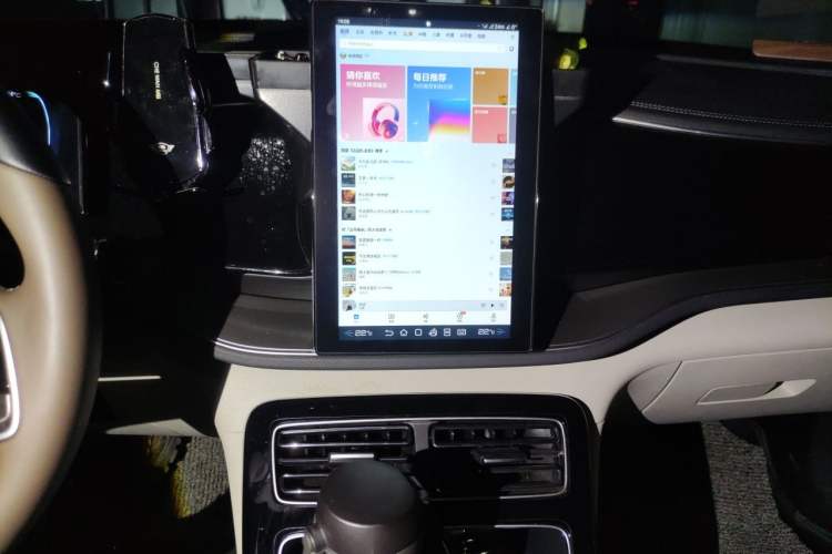 Used BYD Qin PLUS 2023 Champion Edition EV 510KM Leading Model Audio And AC Panel
