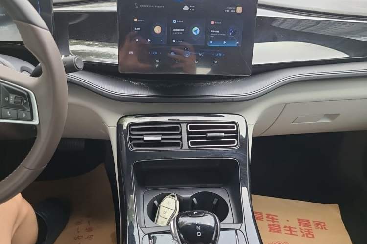 Used BYD Qin PLUS 2023 Champion Edition DM-i 55KM Leading Model Audio And AC Panel