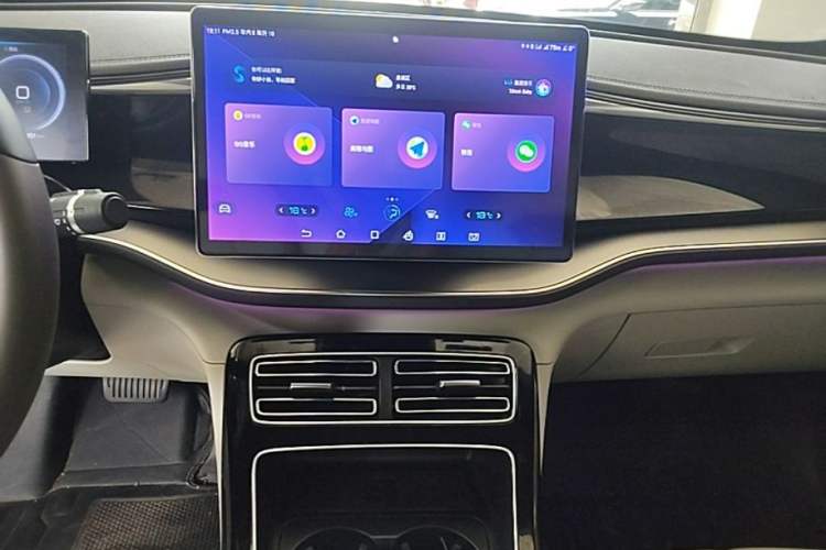 Used BYD Qin PLUS 2023 Champion Edition EV 610KM Excellence Model Audio And AC Panel