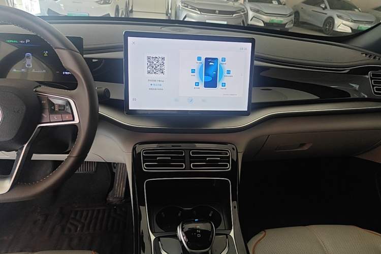 Used BYD Qin PLUS 2023 Champion Edition DM-i 120KM Beyond Model Audio And AC Panel