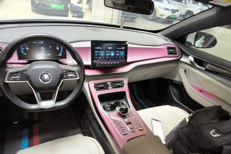Used BYD Qin PLUS 2023 Champion Edition DM-i 120KM Leading Model Audio And AC Panel