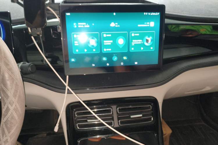 Used BYD Qin PLUS 2023 Champion Edition DM-i 55KM Leading Model Audio And AC Panel
