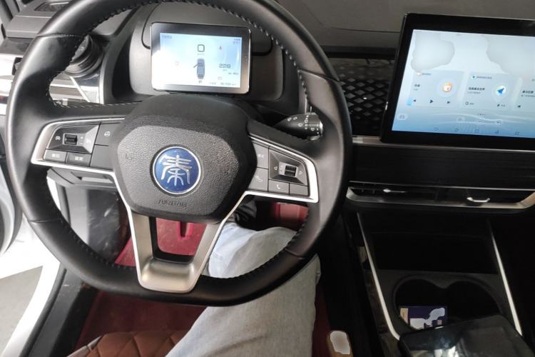 Used BYD Qin PLUS 2023 EV 510KM Travel Edition Center Console