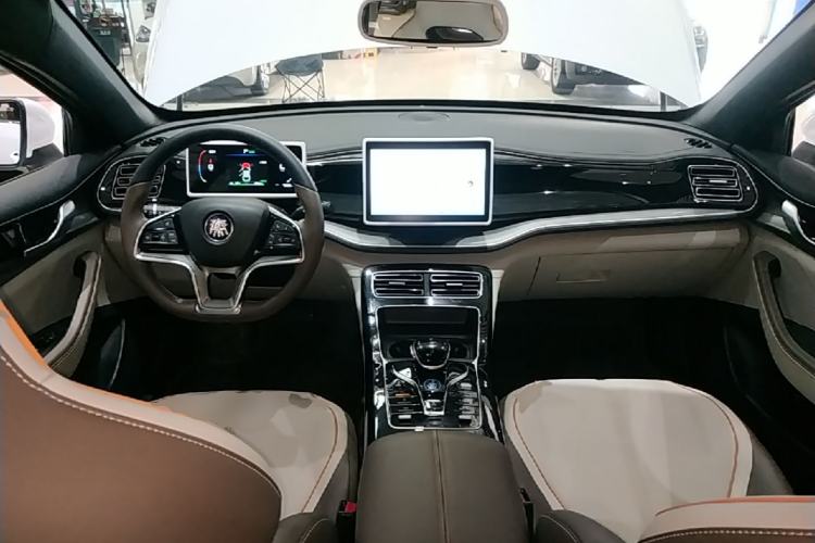 Used BYD Qin PLUS 2023 Champion Edition EV 420KM Leading Model Center Console
