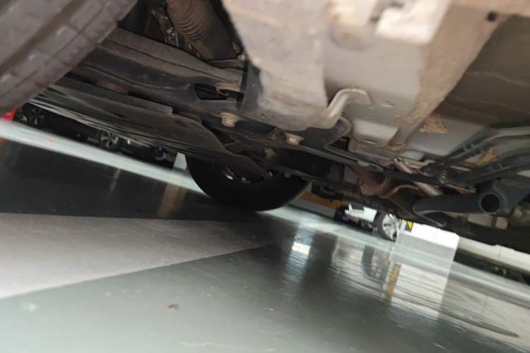 Used BYD Qin PLUS 2023 Champion Edition DM-i 55KM Leading Model Chassis Front Left