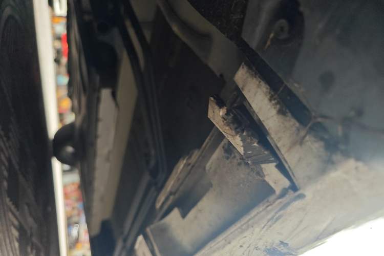 Used BYD Qin PLUS 2023 Champion Edition DM-i 55KM Superior Model Chassis Front Left