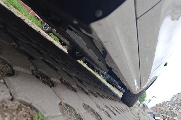Used BYD Qin PLUS 2023 Champion Edition DM-i 55KM Leading Model Chassis Front Left