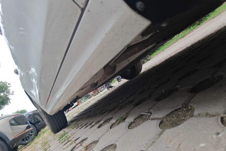 Used BYD Qin PLUS 2023 Champion Edition DM-i 55KM Leading Model Chassis Front Right