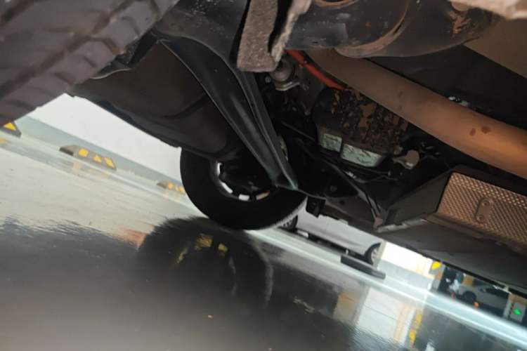 Used BYD Qin PLUS 2023 Champion Edition DM-i 55KM Leading Model Chassis Rear Right