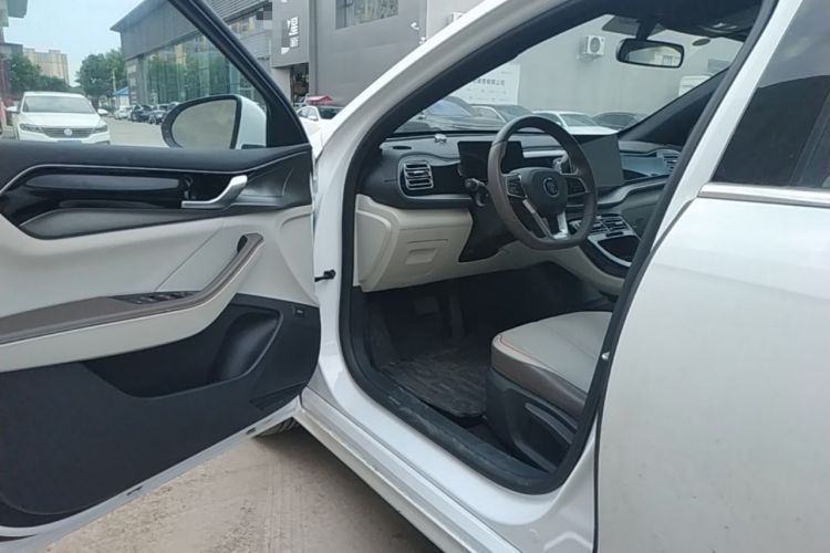 Used BYD Qin PLUS 2023 Champion Edition DM-i 120KM Leading Model Driver Seat