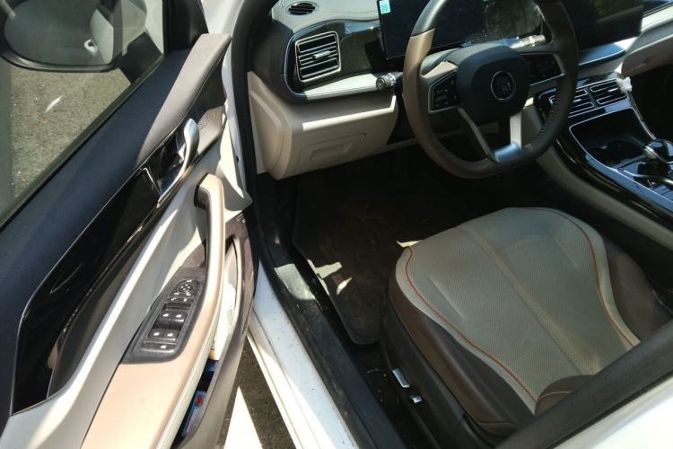 Used BYD Qin PLUS 2023 Champion Edition DM-i 120KM Beyond Model Driver Seat