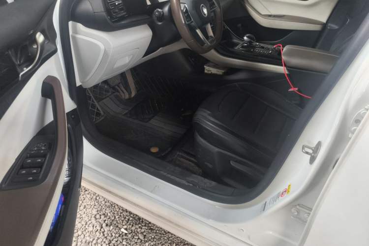 Used BYD Qin PLUS 2023 Champion Edition DM-i 55KM Leading Model Driver Seat