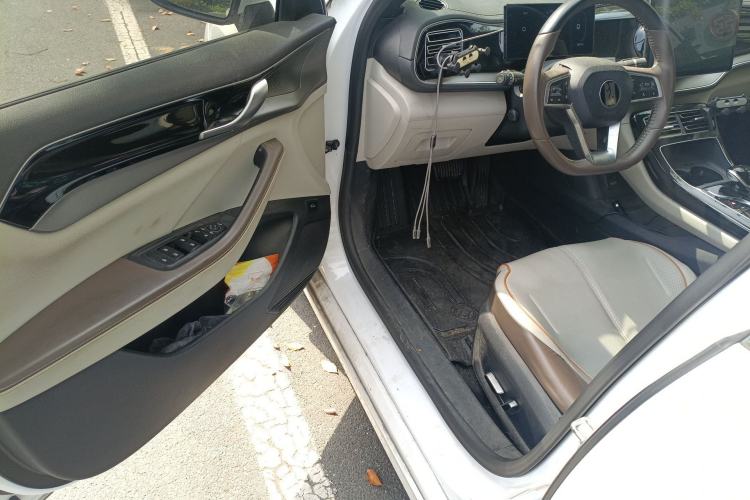 Used BYD Qin PLUS 2023 Champion Edition DM-i 120KM Beyond Model Driver Seat