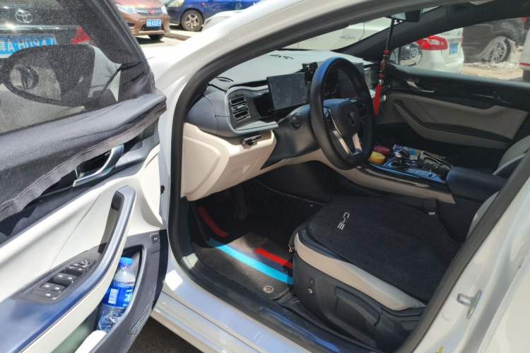 Used BYD Qin PLUS 2023 Champion Edition DM-i 55KM Leading Model Driver Seat