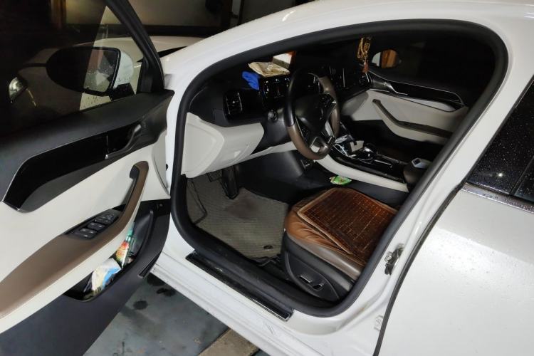 Used BYD Qin PLUS 2023 Champion Edition EV 510KM Excellence Model Driver Seat