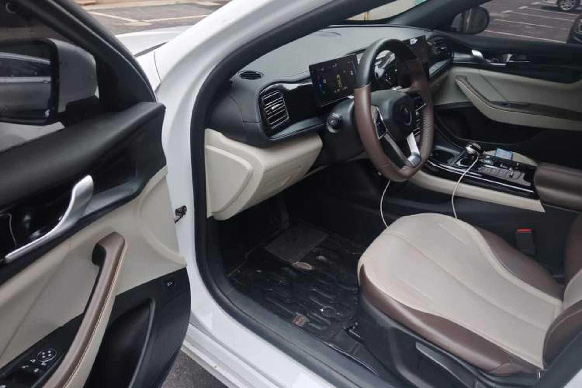 Used BYD Qin PLUS 2023 Champion Edition DM-i 55KM Leading Model Driver Seat