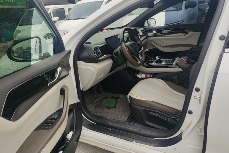 Used BYD Qin PLUS 2023 Champion Edition EV 510KM Leading Model Driver Seat