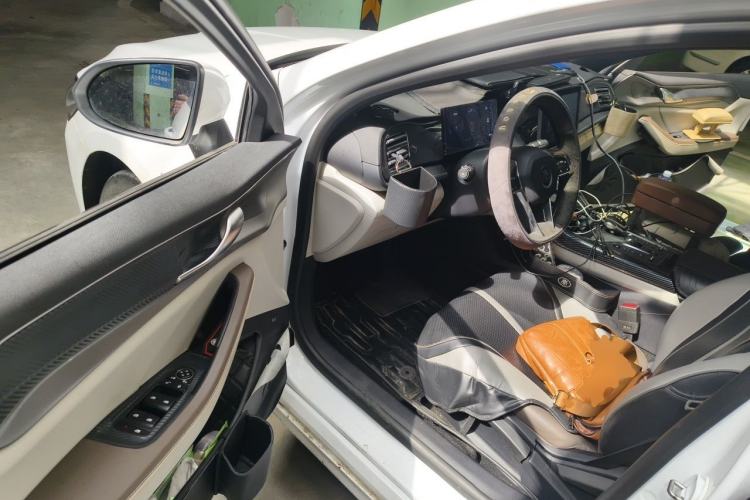Used BYD Qin PLUS 2023 Champion Edition DM-i 120KM Leading Model Driver Seat