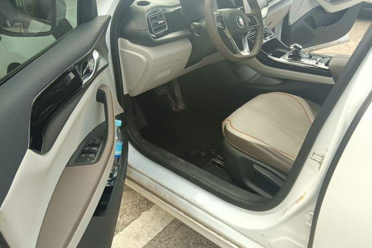 Used BYD Qin PLUS 2023 Champion Edition DM-i 120KM Leading Model Driver Seat