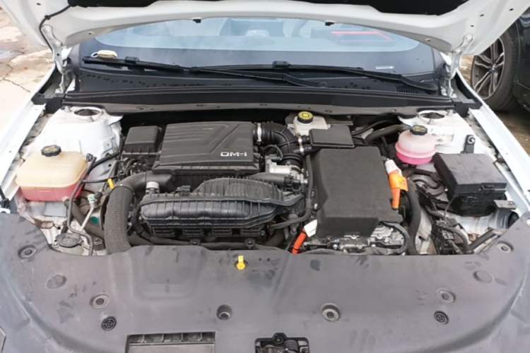 Used BYD Qin PLUS 2023 Champion Edition DM-i 55KM Superior Model Engine Bay