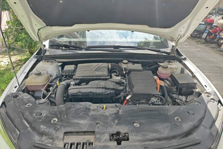 Used BYD Qin PLUS 2023 Champion Edition DM-i 55KM Leading Model Engine Bay