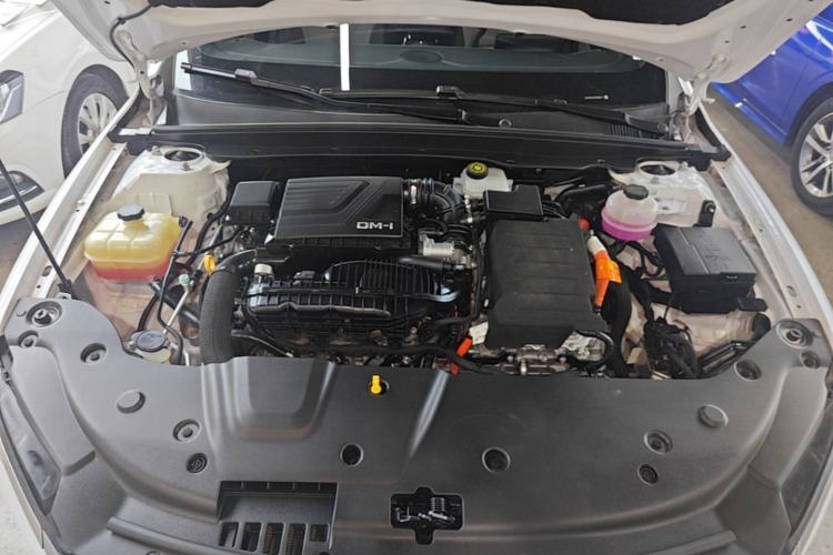 Used BYD Qin PLUS 2023 Champion Edition DM-i 55KM Leading Model Engine Bay